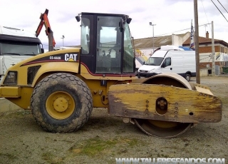 Rulo Caterpillar, modelo CS663E, año 2003, 6270 horas