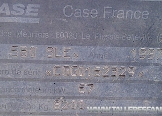 CASE 580 Super LE, del año 1997, 4521 horas.