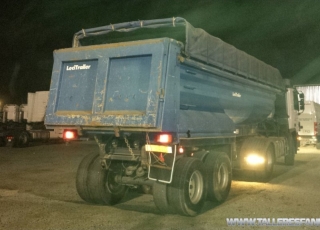 Bañera basculante marca Gontrailer, de 2 ejes de ballesta, año 1998, especial tractoras 4x4 y 6x4.