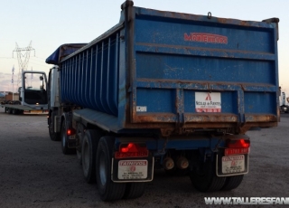 Tipper trailer, brand Montenegro, 3 axels, spring suspension, year 2003