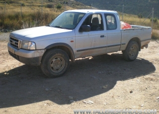 Todoterreno de ocasión marca Ford Rnager Pick Up, 4x4, del año 2004.