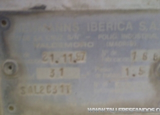 Cisterna para cemento de aluminio marca Hermans, con llantas de acero, frenos de tambor, suspensión neumática, capacidad 31m3, del año 1997.