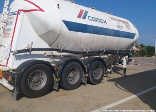 Aluminium Cement tank, brnad Hermans, aluminium wheels, disc brakes, air suspension, capacity 31m3, year 2000.