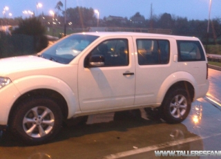 8 unidades Todoterreno Nissan Pathfinder, del año 2011, 4x4, diesel, 2488cc, 190CV