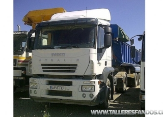 Tractora IVECO AT440S42TP, manual con intarder,  con bañera de hierro basculante de dos ejes.  VENDIDO