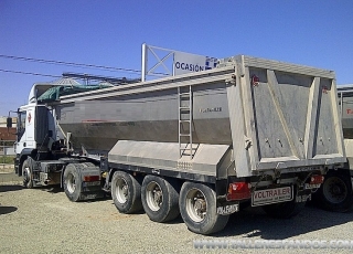 Tractora IVECO AT440S43TP eurotronic con intarder y equipo hidraulico.  Bañera de basculante de Aluminio de 3 ejes.