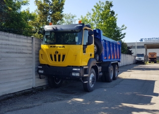 Camión dumper  EURO3
Iveco ASTRA HD9 64.42 6x4, 420cv  Camión caja volquete CANTONI de 16m3.