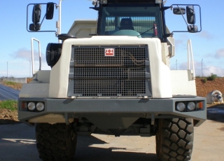 DUMPER TEREX  TA-35, EL CAMIÓN ES DEL AÑO 2004 Y TIENE  9000 HORAS.