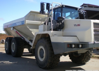 DUMPER TEREX  TA-35, EL CAMIÓN ES DEL AÑO 2004 Y TIENE  9000 HORAS.