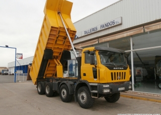 Dumper de ocasión marca ASTRA HD8 86.56, 8x6, manual, año 2007, caja cuadrada de 20m3.