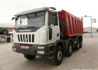 Dumper de ocasión marca ASTRA HD8 86.56, 8x6, manual, año 2007, caja cuadrada de 20m3.