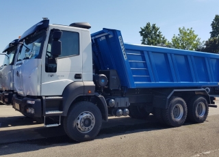 New truck ASTRA HD9 64.38, 380hp, Euro3, manual.
With tipper box Gervasi of 16m3.