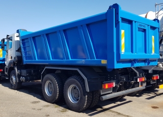 New truck ASTRA HD9 64.38, 380hp, Euro3, manual.
With tipper box Gervasi of 16m3.