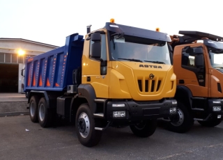 New truck ASTRA HD9 64.42, 420hp, Euro3, manual.
With tipper box Cantoni of 16m3.