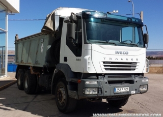 Dumper IVECO AD380T38, 6x4, del año 2006