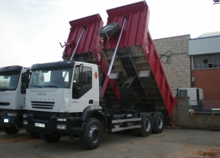 Dumper IVECO AD380T38 6x4