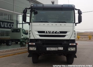 Dumper IVECO, AD380T41W, 6x6, del año 2008, solo 86.613km, con toldo, manos libres y emisora.