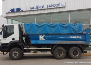 Dumper IVECO, AD380T41W, 6x6, del año 2008, solo 86.613km, con toldo, manos libres y emisora.