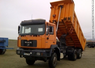 Dumper MAN 33.364, 6x4, manual, año 2001, caja Meiller Kipper.