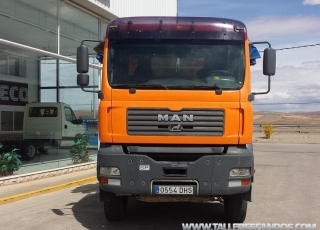 Dumper MAN TGA 360A, 6x4 del año 2004, con caja Meiller con sobrelateral, 16m3