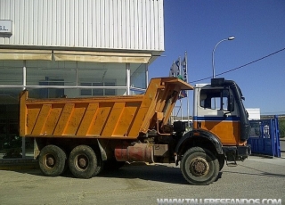 Dumper Mercedes 2629AK, 6x6, año 1989