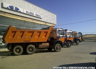 Three used tipper brand Mercedes, 2 models 2629AK 6x6, one model 2635AK 6x6, years 1989 and 1991.