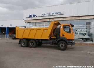 Dumper Renault Kerax 400.34, 6x4, Euro 2, no es DCI, es el mecánico