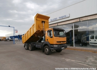 Dumper Renault Kerax 400.34, 6x4, Euro 2, no es DCI, es el mecánico