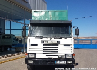 Tipper truck Scania 113 HL, 6x2, with box of 6.3x2.5m, year 1989.