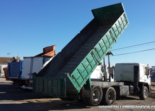 Camión Scania 113 HL, 6x2, con caja basculante de 6.3x2.5m, año 1989.