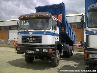 Tipper truck MAN 26.372 6x6