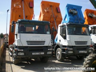 Tipper truck IVECO AD380T38