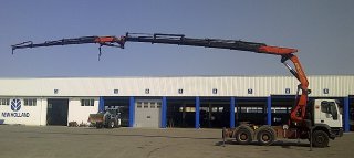 Crane IVECO MP720E38HT 6x4