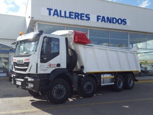 IVECO Takker Hi Land 8x4