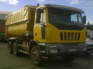 Entrega de dumper de ocasión  Iveco ASTRA HD8 64.36