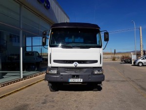 Dumper Renault 420.34 6x4 del año 2005 con caja Meiller Kipper.