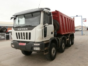 Entrega de dumper de ocasión Iveco ASTRA HD8 86.56