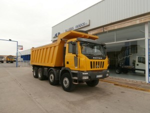 Entrega de dumper de ocasión  Iveco ASTRA HD8 86.56