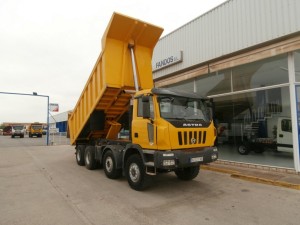 Entrega de dumper de ocasión  Iveco ASTRA HD8 86.56